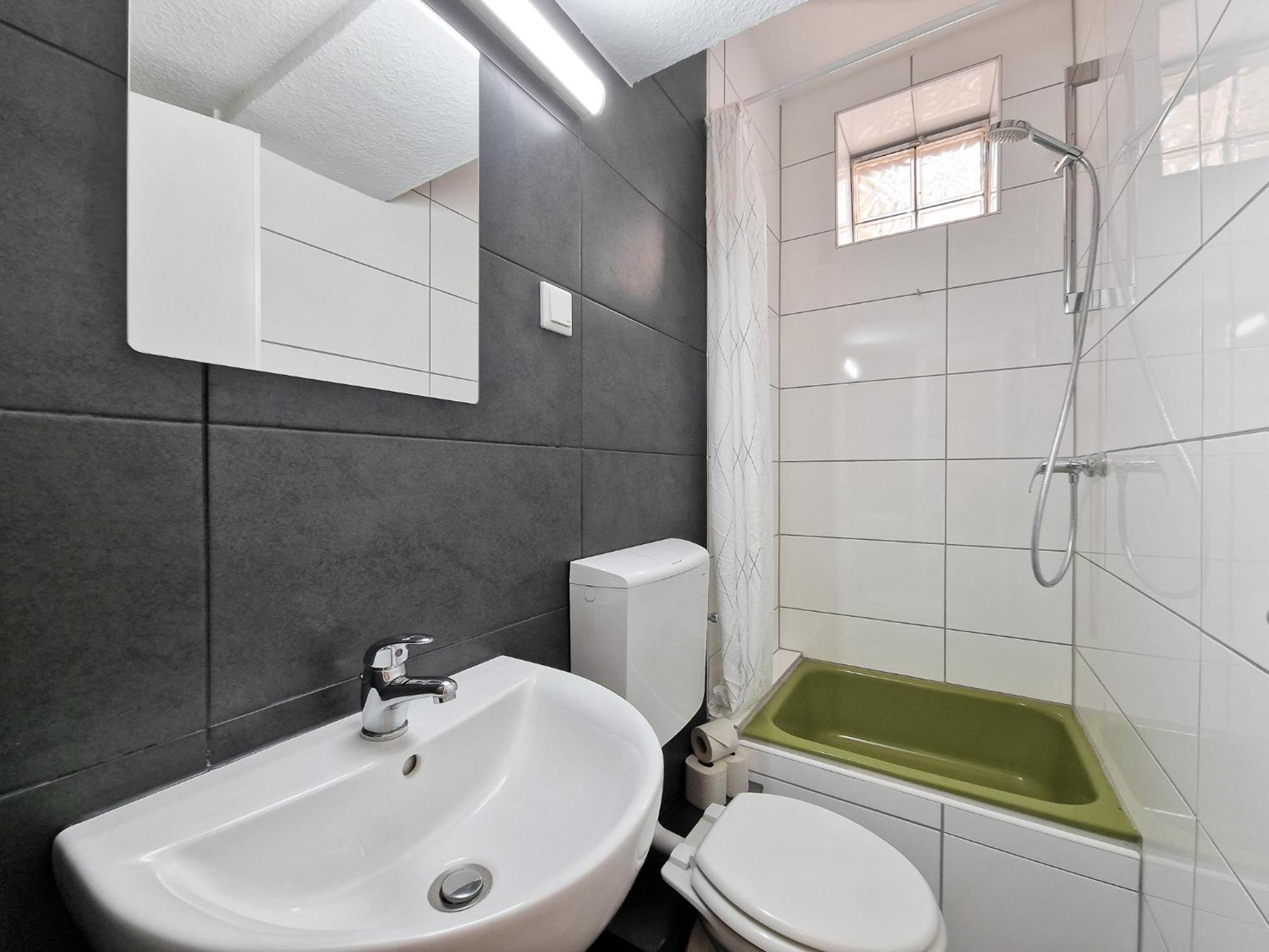 Tolstov - 1-3 Monteur Appartement